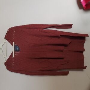 Yaya & co v neck sweater size small
